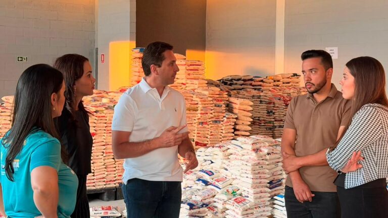 Leia mais sobre o artigo Aparecida é Show arrecada 110 toneladas de alimentos e rações para famílias e causa animal